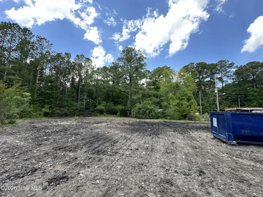 1701 17th Street Midway Park NC 28544
