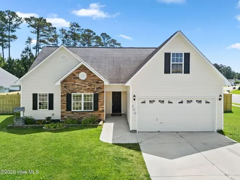 200 Ivy Glen Lane Jacksonville NC 28546