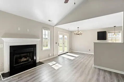 200 Ivy Glen Lane Jacksonville NC 28546