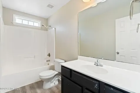 200 Ivy Glen Lane Jacksonville NC 28546