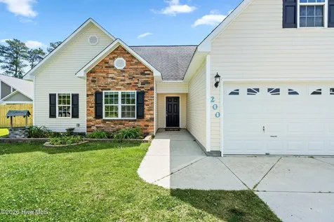 200 Ivy Glen Lane Jacksonville NC 28546