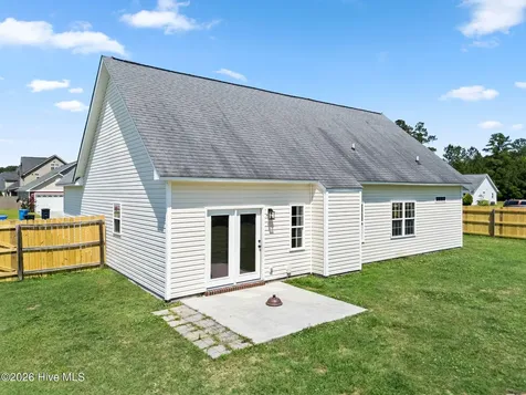 200 Ivy Glen Lane Jacksonville NC 28546