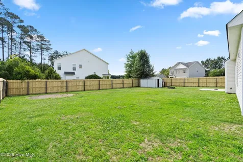 200 Ivy Glen Lane Jacksonville NC 28546