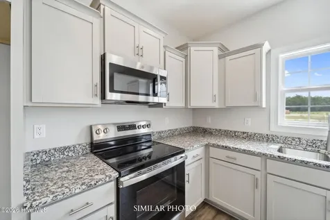 827 Maritime Way Jacksonville NC 28546