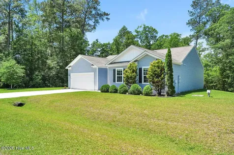 203 J Belton Court Sneads Ferry NC 28460