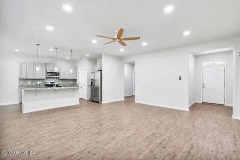 203 J Belton Court Sneads Ferry NC 28460