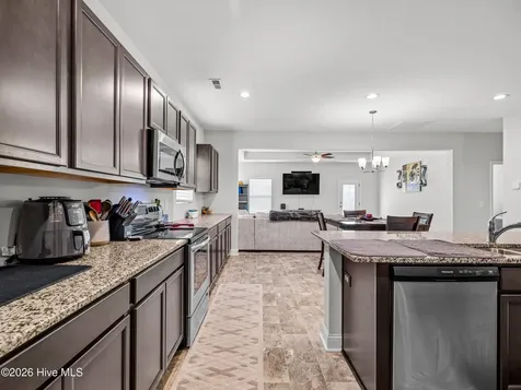 842 Tuscarora Trail Jacksonville NC 28546