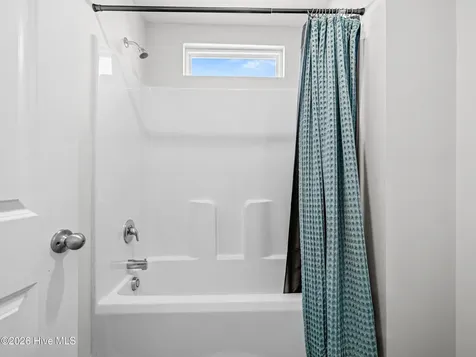 842 Tuscarora Trail Jacksonville NC 28546