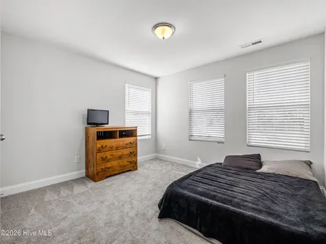 842 Tuscarora Trail Jacksonville NC 28546