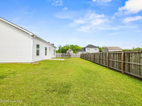 842 Tuscarora Trail Jacksonville NC 28546