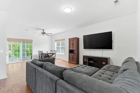 6813 Hailsham Drive Wilmington NC 28412