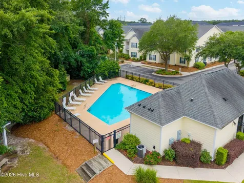 5006 Hunters Trail Wilmington NC 28405