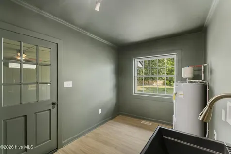 310 E Cliff Street Wallace NC 28466