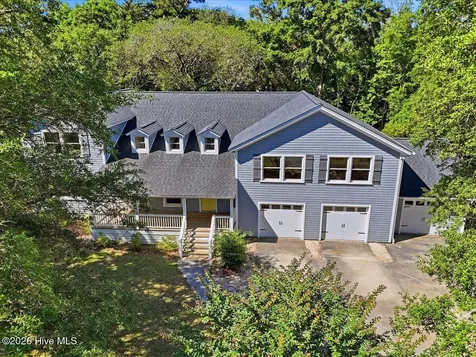 1111 Newton Drive SE Southport NC 28461