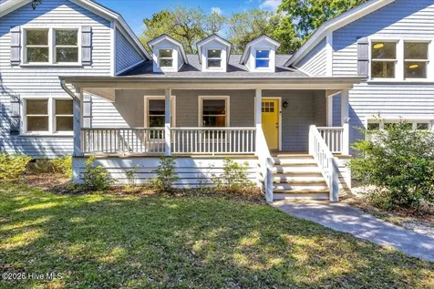 1111 Newton Drive SE Southport NC 28461