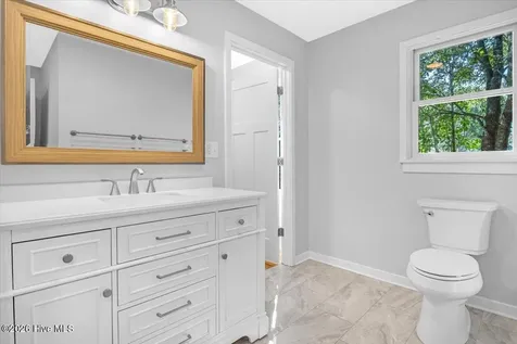1111 Newton Drive SE Southport NC 28461