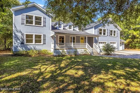 1111 Newton Drive SE Southport NC 28461