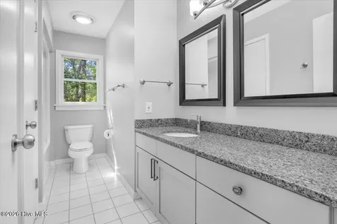 1111 Newton Drive SE Southport NC 28461
