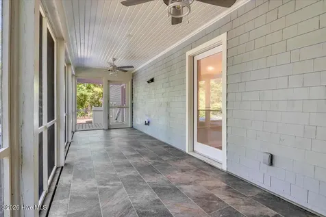 1111 Newton Drive SE Southport NC 28461