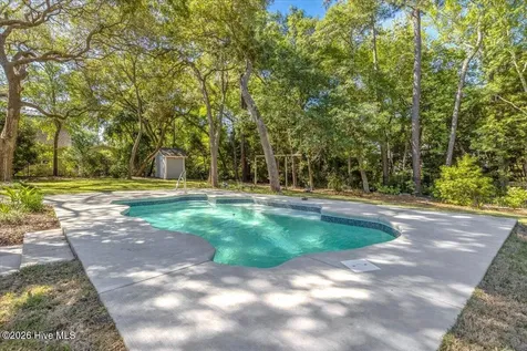 1111 Newton Drive SE Southport NC 28461