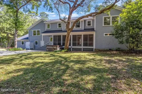 1111 Newton Drive SE Southport NC 28461
