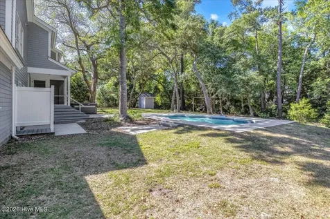 1111 Newton Drive SE Southport NC 28461
