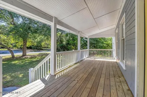 1111 Newton Drive SE Southport NC 28461