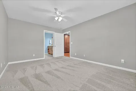 8207 Mainsail Lane Wilmington NC 28412