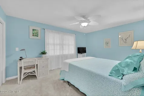8207 Mainsail Lane Wilmington NC 28412
