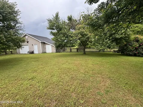 105 Clancey Court Elizabeth City NC 27909