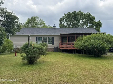 105 Clancey Court Elizabeth City NC 27909