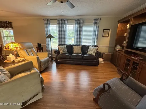 105 Clancey Court Elizabeth City NC 27909