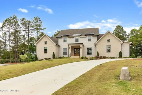 325 Sloan Lane Pinehurst NC 28374