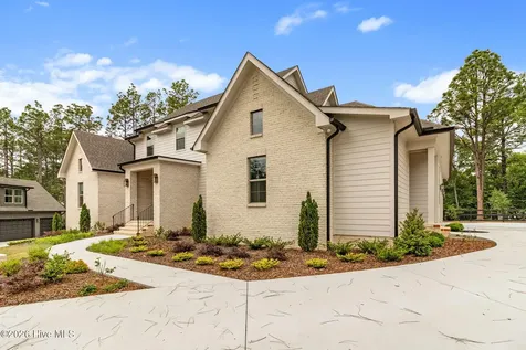 325 Sloan Lane Pinehurst NC 28374
