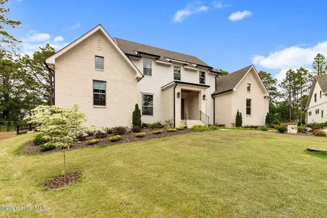 325 Sloan Lane Pinehurst NC 28374