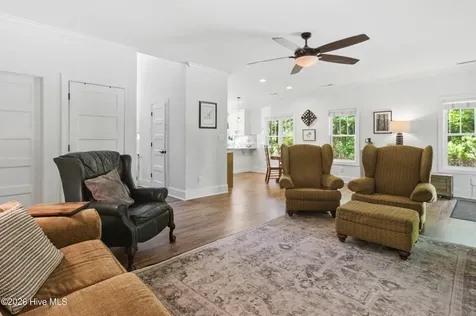 3814 Canterbury Road Trent Woods NC 28562