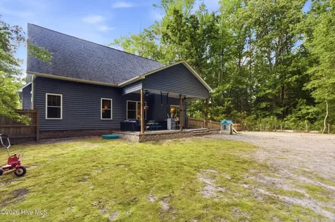 3814 Canterbury Road Trent Woods NC 28562