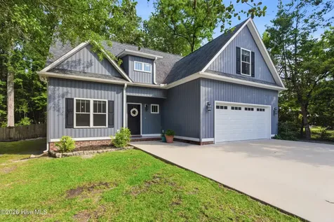 3814 Canterbury Road Trent Woods NC 28562