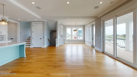 123 Seafaring Lane Hampstead NC 28443
