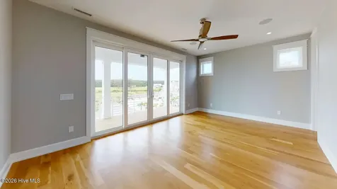 123 Seafaring Lane Hampstead NC 28443