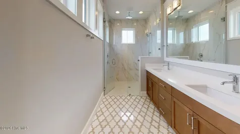 123 Seafaring Lane Hampstead NC 28443