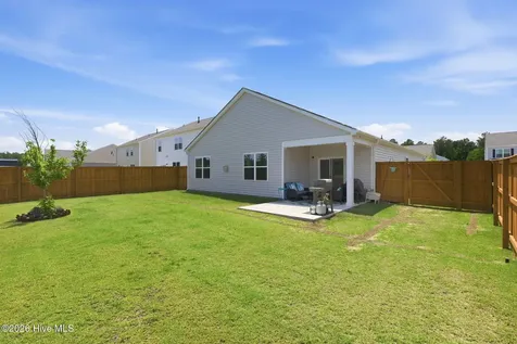 2005 Minnette Circle New Bern NC 28562