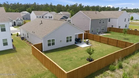 2005 Minnette Circle New Bern NC 28562