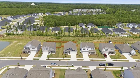 2005 Minnette Circle New Bern NC 28562