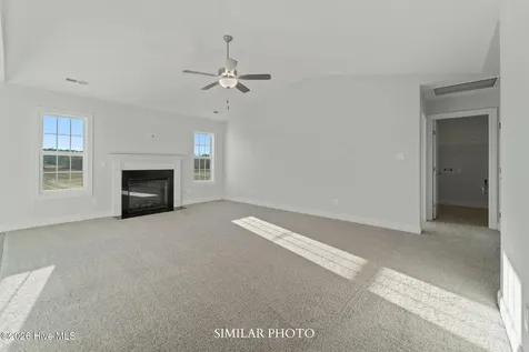 723 Regiment Road Jacksonville NC 28546