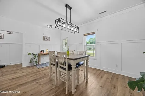 309 Belgian Court Richlands NC 28574