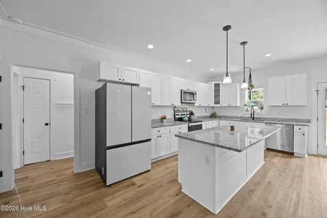 309 Belgian Court Richlands NC 28574