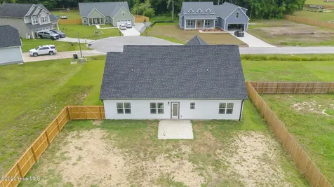 309 Belgian Court Richlands NC 28574