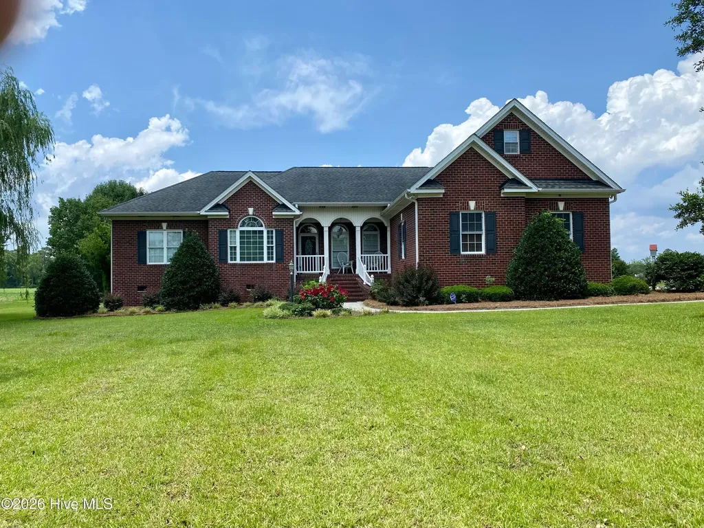 747 Quinn Store Road Beulaville NC 28518
