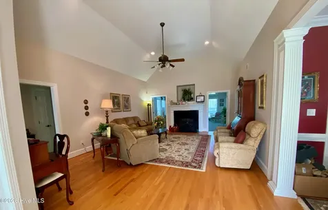 747 Quinn Store Road Beulaville NC 28518